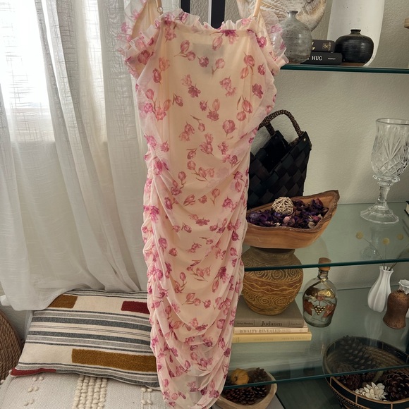 Sbetro ruched bodycon dress medium - Picture 3 of 8